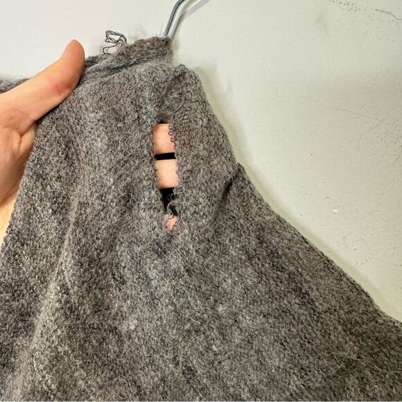 Free People Latitude 30 Wrap Poncho Shawl Rainbow Gray Fringe Sweater Stripe - Picture 13 of 15